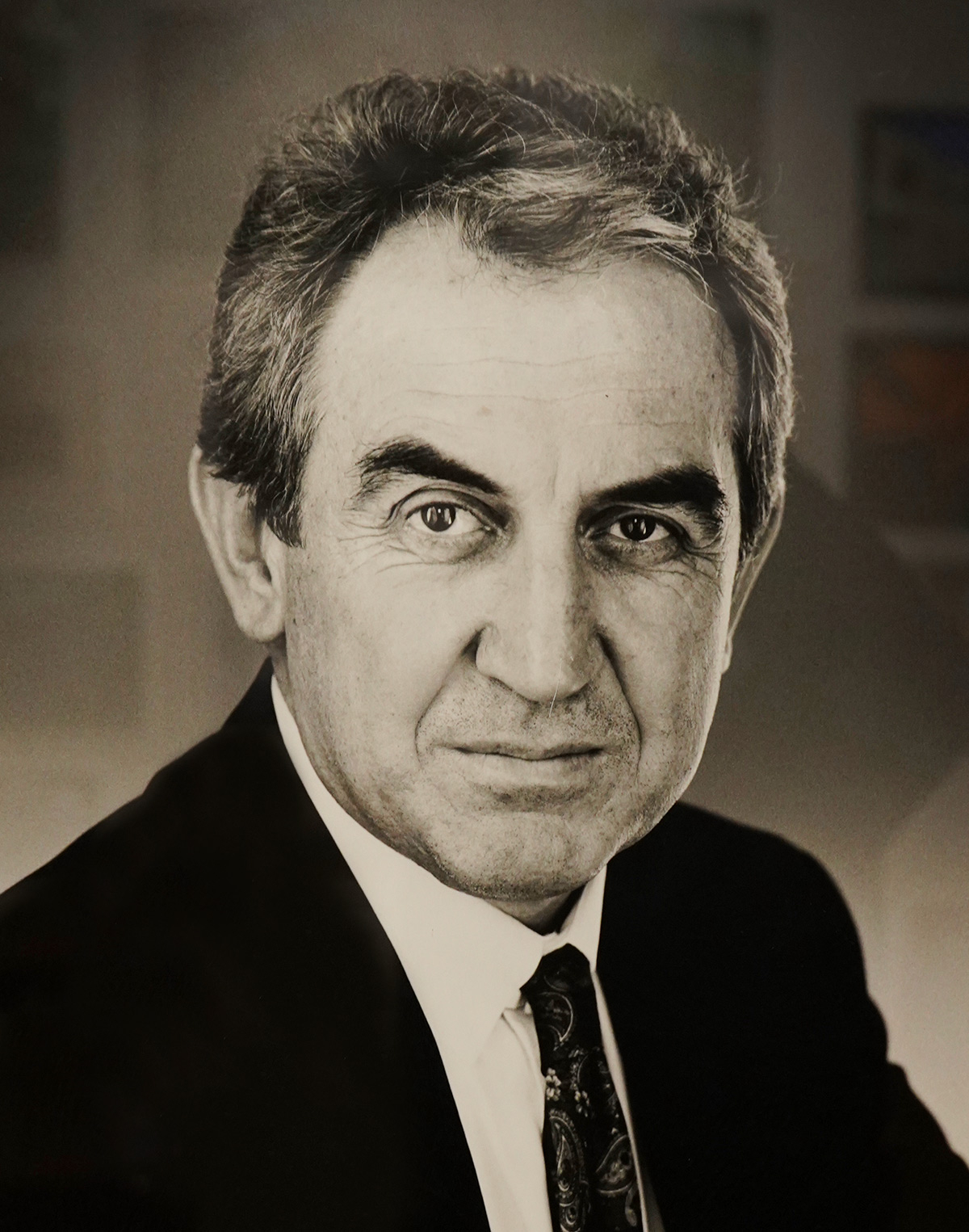 Prof. Dr. Turgut Uzel