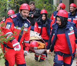 Davutpaşa Kampüsü'nde Deprem Eğitimi ve Tatbikatı