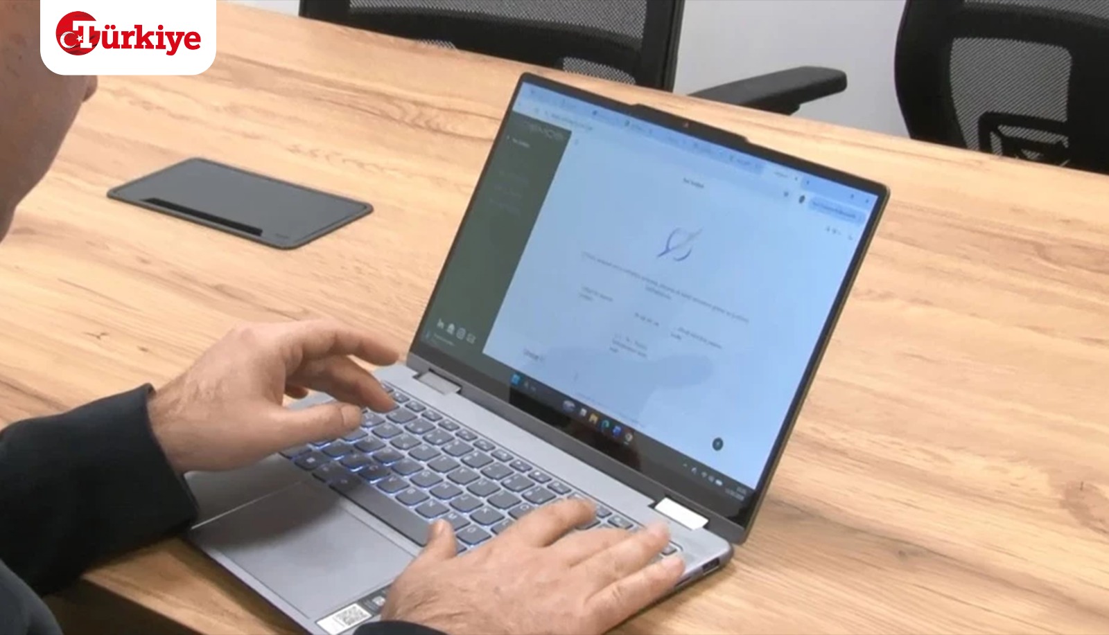 Yerli yapay zeka 'Cosmos T1', Google ve Meta'ya meydan okuyor